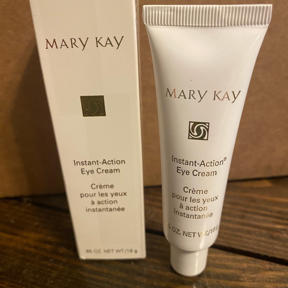 Mary Kay Instant-Action Eye Cream - White NEW IN BOX, HARD TO FIND